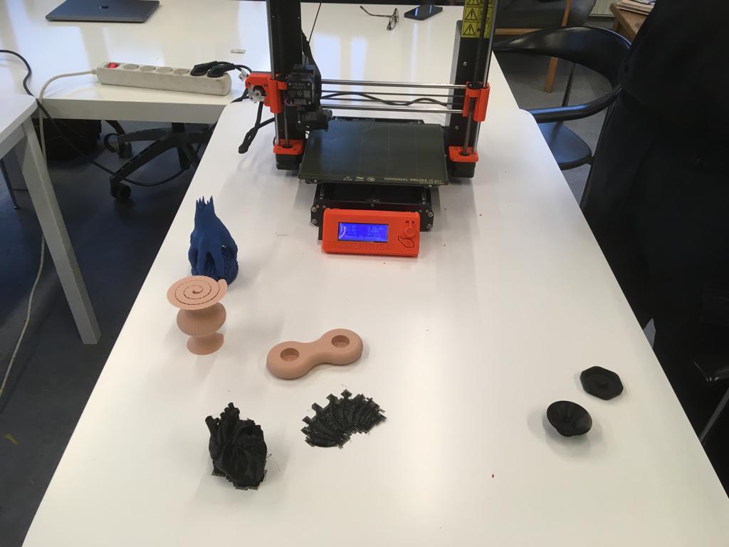 porter Skab Watchful Modelling for 3D printing Workshop with Rafaele Andrade | Instrument  Inventors