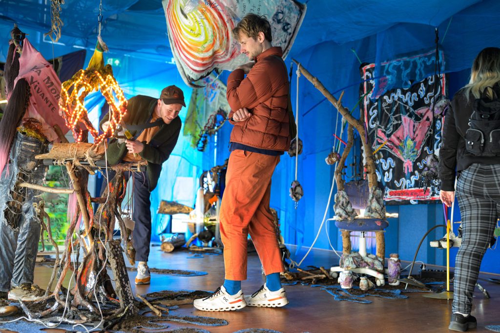 Proximity Music: Echoes of Entropy, photos